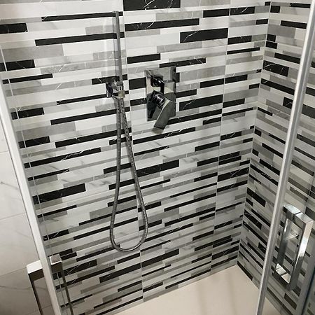 Cozy Lake Como Apartments Valmadrera Εξωτερικό φωτογραφία