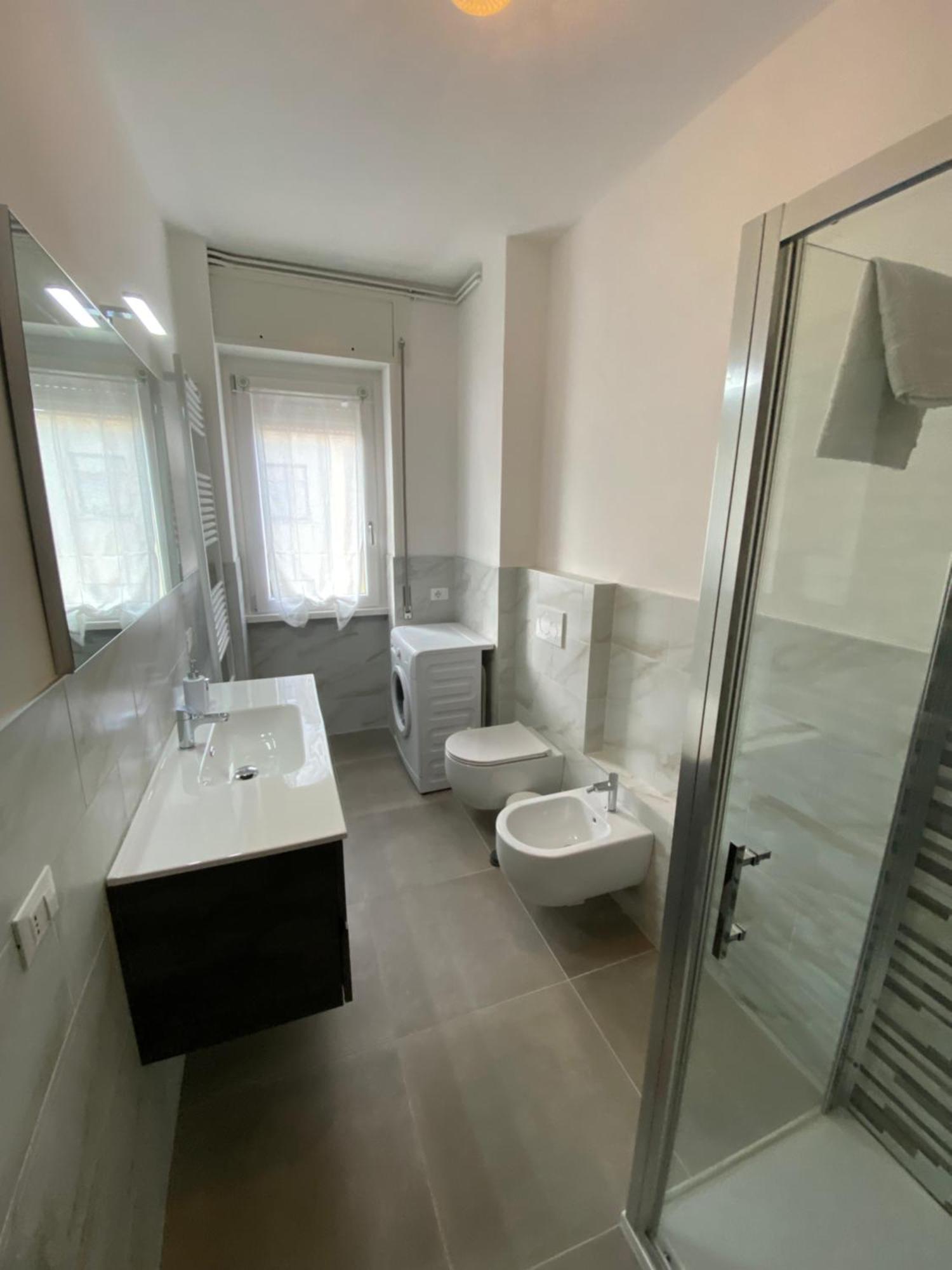 Cozy Lake Como Apartments Valmadrera Εξωτερικό φωτογραφία