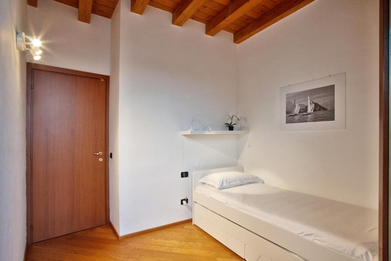 Cozy Lake Como Apartments Valmadrera Εξωτερικό φωτογραφία
